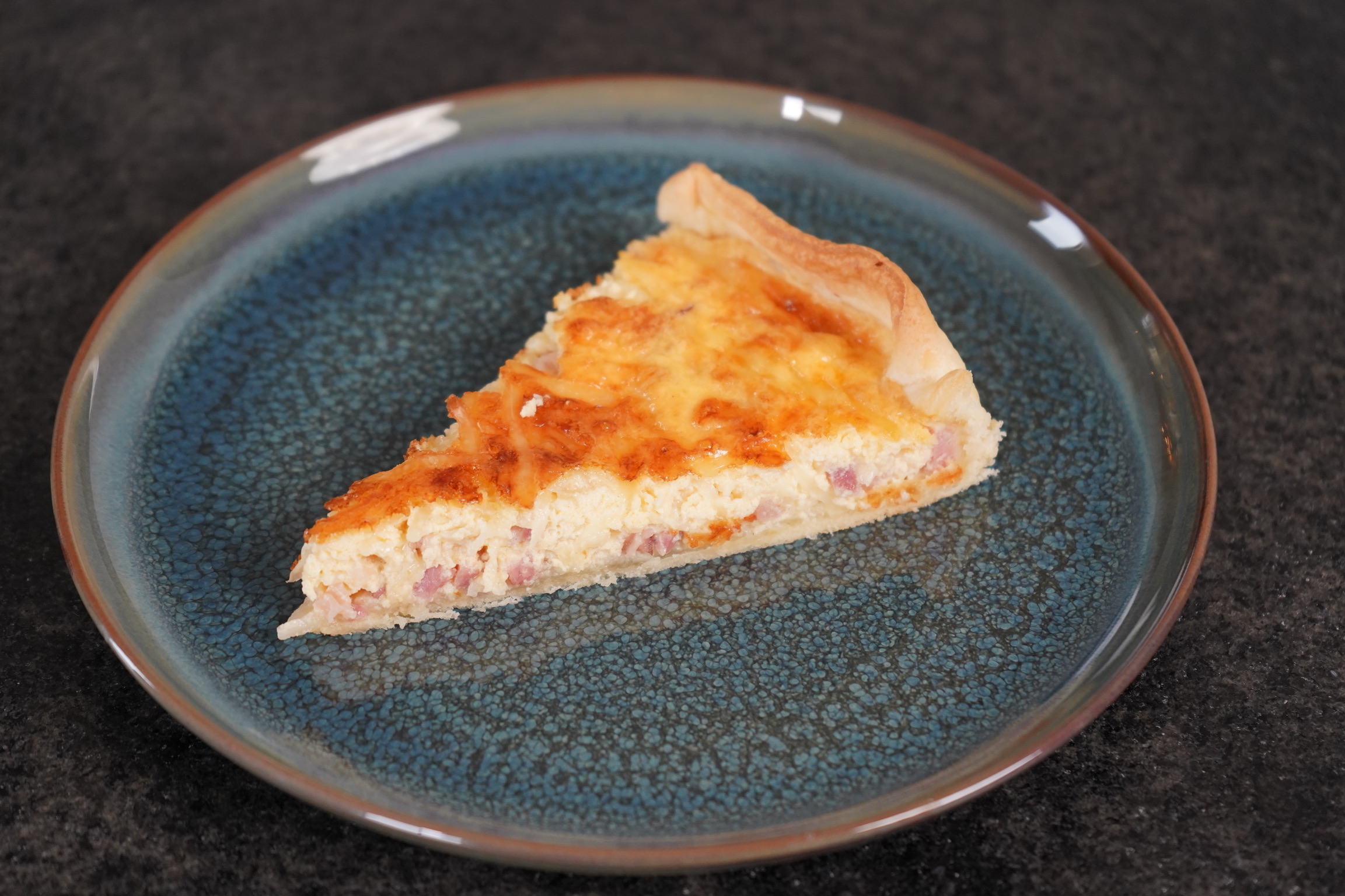 Schnelle Quiche Lorraine mit Speck und Käse – einfaches Rezept aus Frankreich