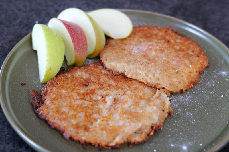 Apfel-Haferflocken-Pancakes